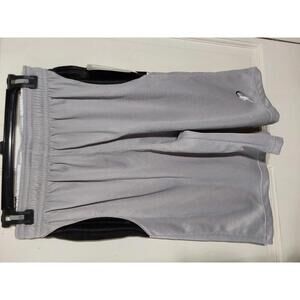 🍁Protoge gray black and white basketball shorts size S🍁